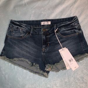 Guess shorts brand new